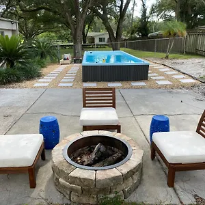 Reel Relaxing Across From River In Huge 24 Foot Swim Holiday home Tampa